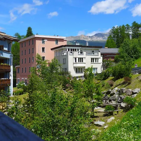 Appartamento Chesa Sur Val 22 By Interhome