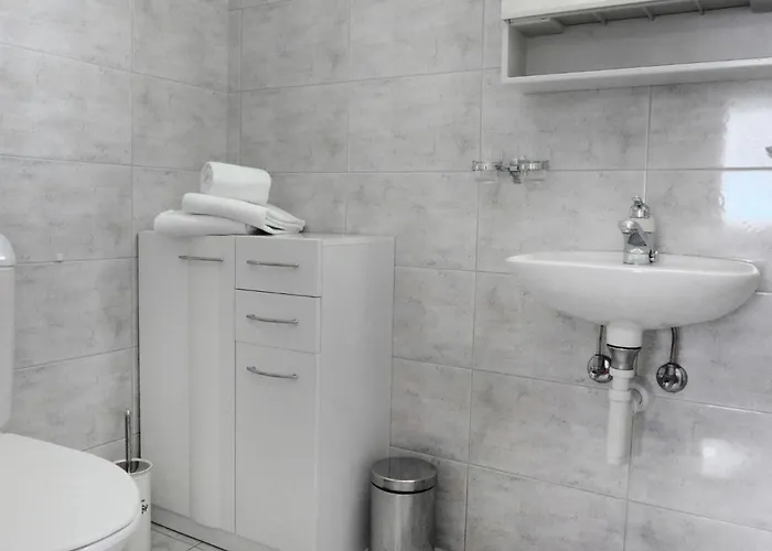 Chesa Sur Val 22 By Interhome Appartement Sankt Moritz